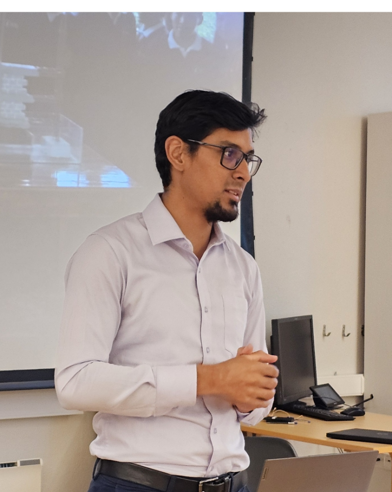 24. september: "Guatemalaskolen" i San Pedro ved rektor Benjamin Battz